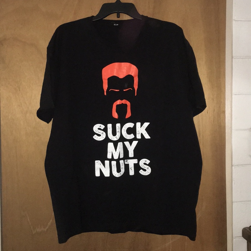 SUCK MY NUTS, slightly used, t-shirt